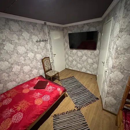 Tolli & House Hostel