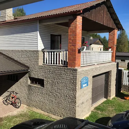 Hostel Tolli & House *