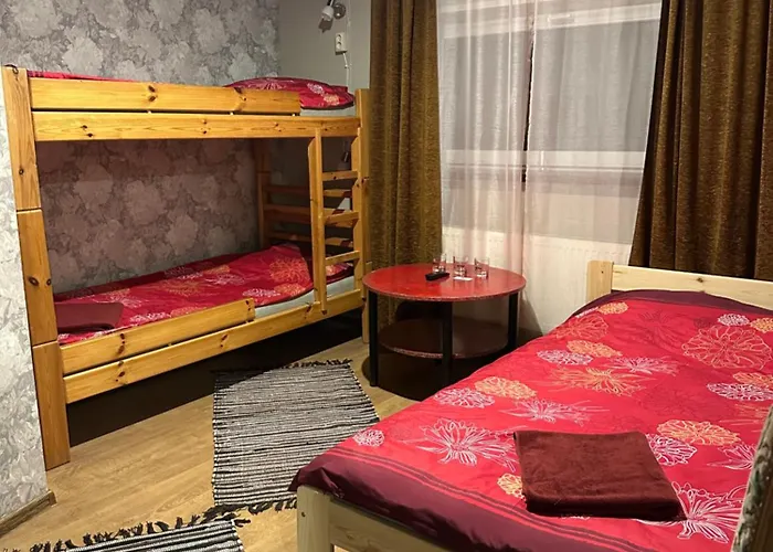 Hostel Tolli & House *