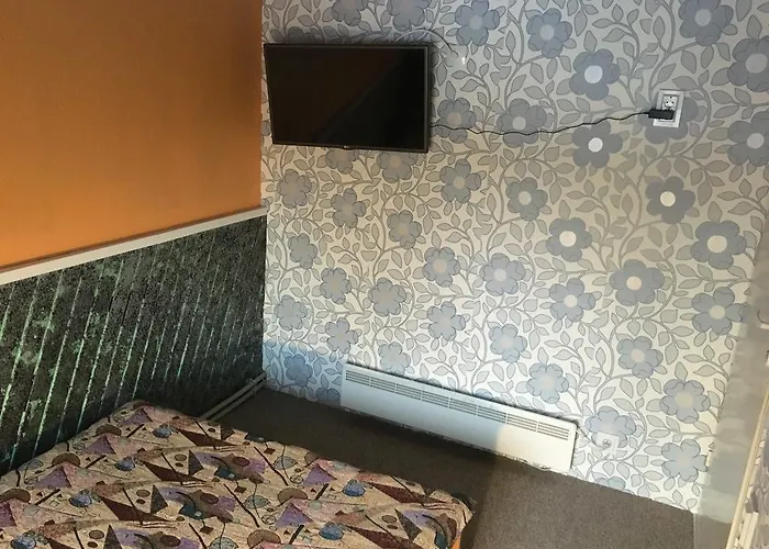 Tolli & House Hostel