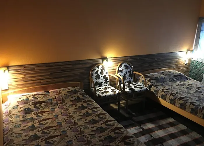 بيت شباب وبيت عطلات تولي فالغا